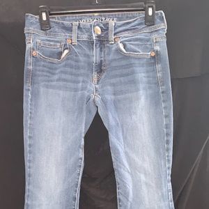 AMERICAN EAGLE KICKBOOT JEANS